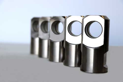 Top and bottom latches